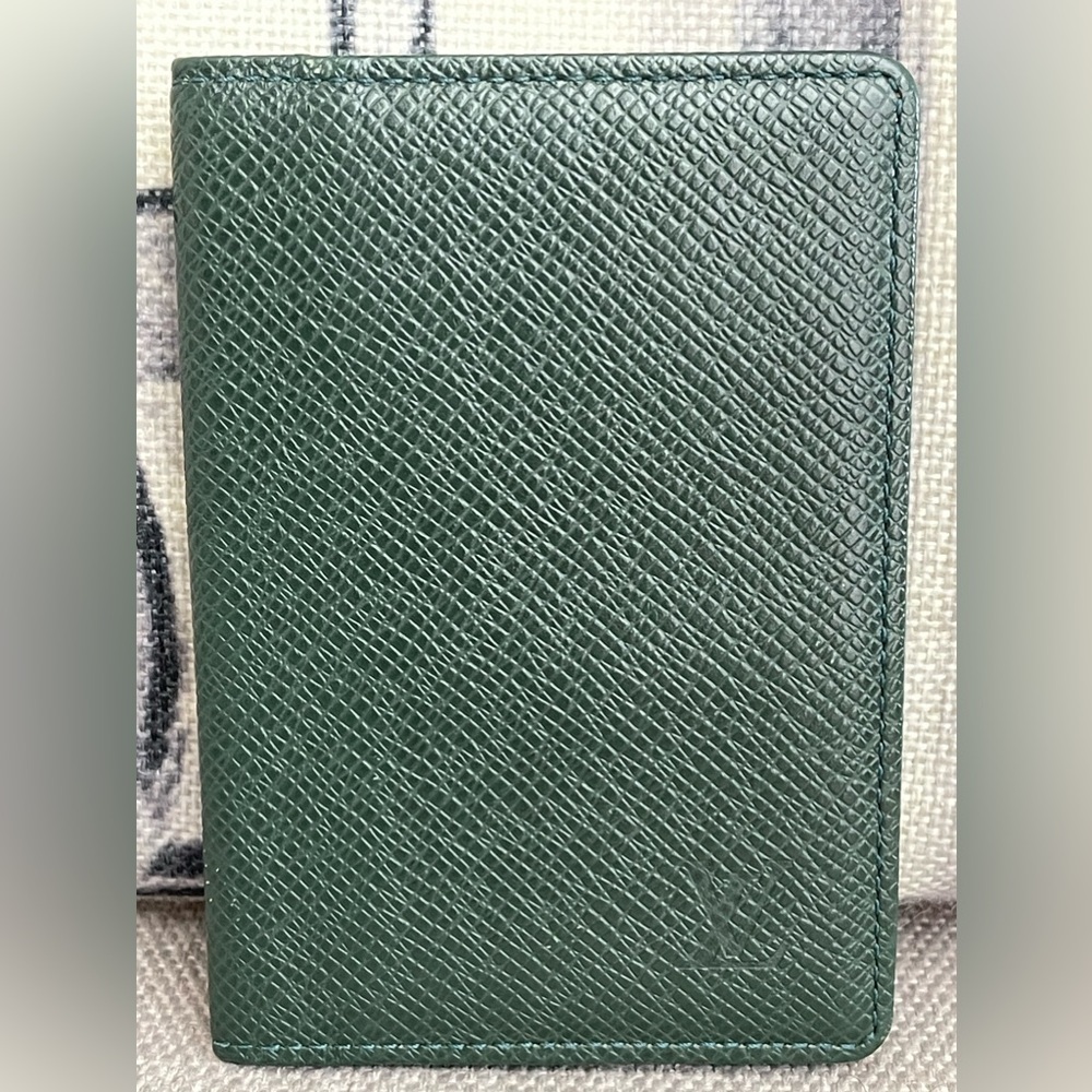 ⭐️COA⭐️ 🍃LOUIS VUITTON Green Epicea Taiga Pocket Organizer⭐️Card Case⭐️